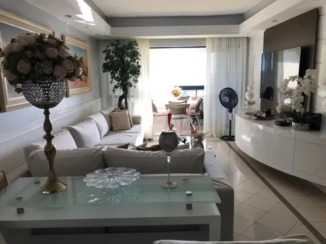 Apartamento amplo 4 quartos - 2 suítes em Boa Viagem