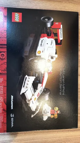 Lego McLaren MP4/4 & Ayrton Senna - 10330