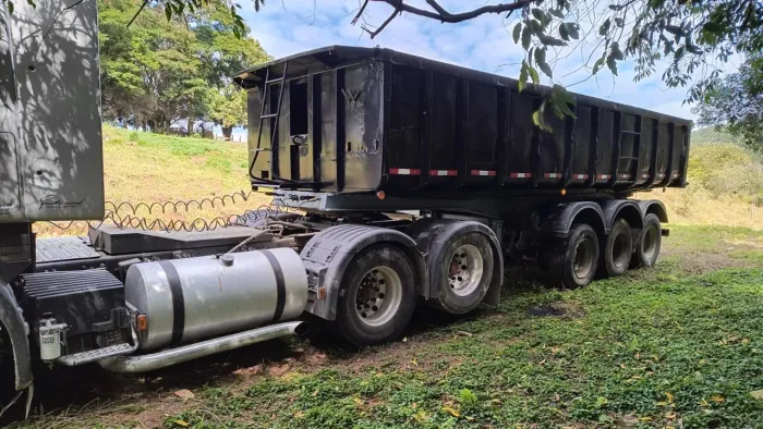 Carreta basculante caçamba 3 eixos p/ pneus sem câmera iderol