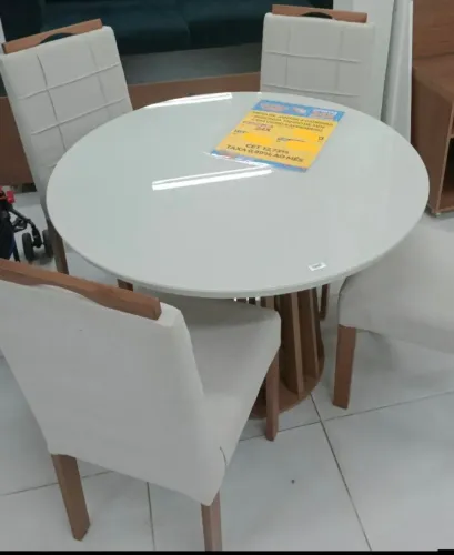 Tampo de vidro redondo com acabamento para mesa