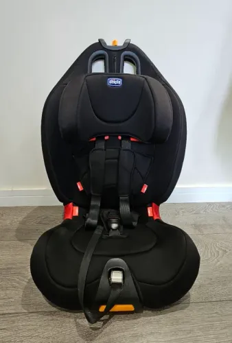 Cadeirinha de carro Chicco para bebê - Segurança e conforto