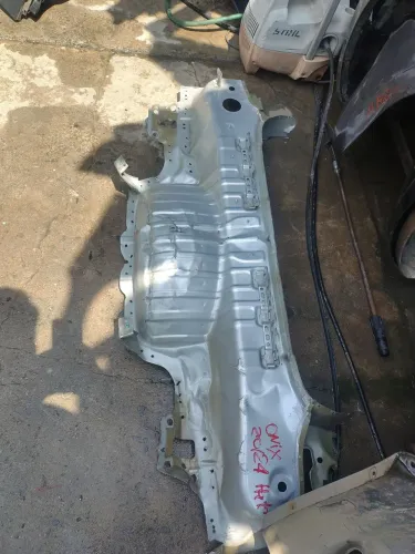 Painel traseiro Onix Hatch 2021 a 2025 para recuperar