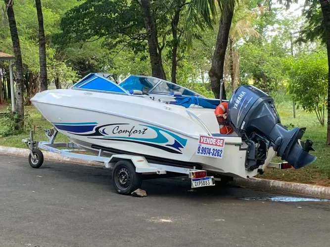 Vende -se Lancha