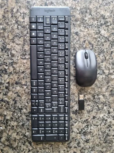 Kit teclado + mouse K220 logitech - defeito