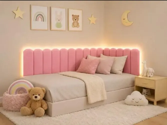 Cabeceira de cama rosa