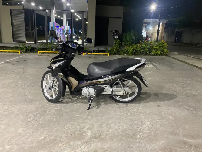 VENDO SUN 50 - 2024 - MODELO BIZ