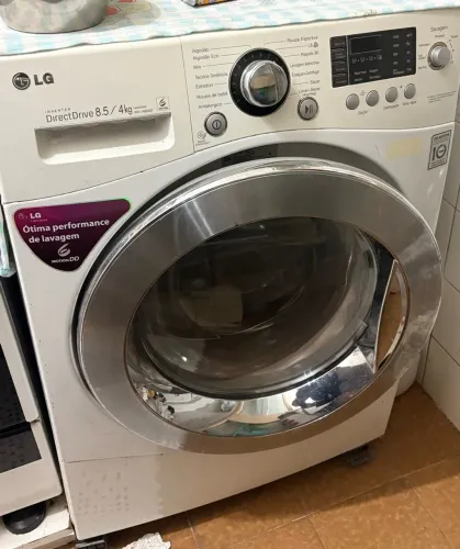 Lava e Seca LG Inverter Direct Drive 8,5 kg / 4 kg