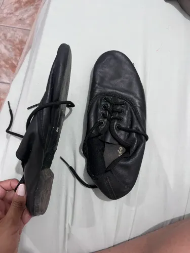 Botinha de jazz capezio 