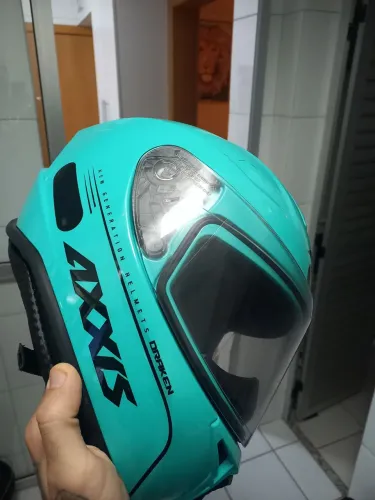 Capacete Axxis nunca usado