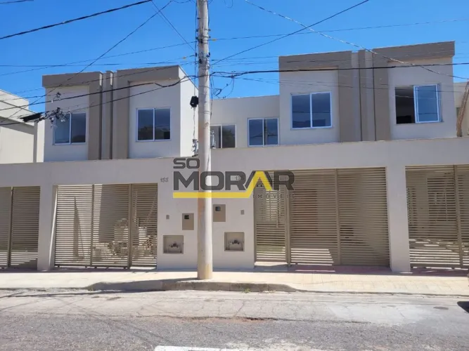 CASA GEMINADA NOVA a VENDA no Bairro Jaraguá/Santa Rosa, localizado na cidade de Belo Hori