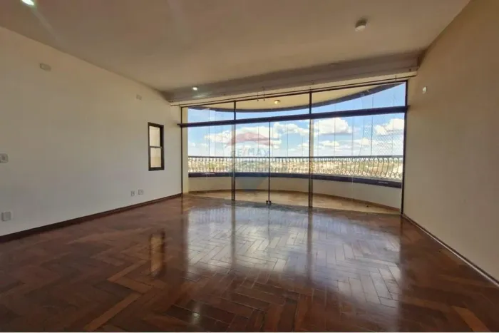 Apartamento para locação com 4 dormitórios - Botucatu /SP