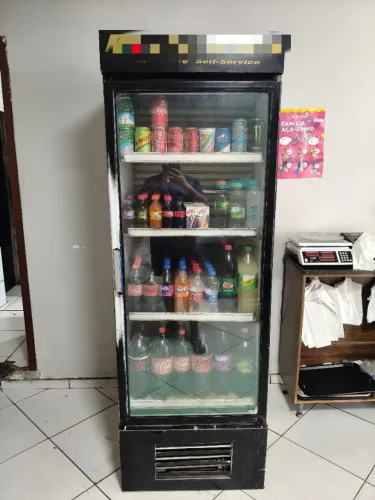 Freezer expositor R$ 2.000,00