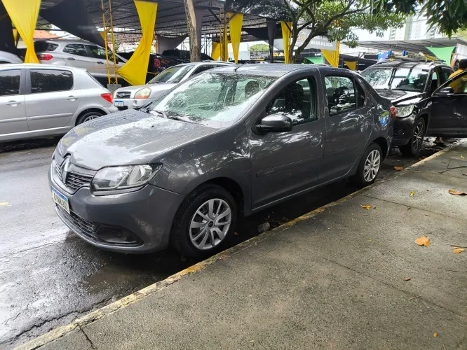 Renault Logan Authentique Hi-flex 1.0 16V 4P 2015