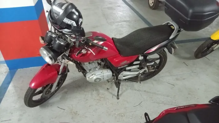 Vendo Suzuki yes 125.  8500. 