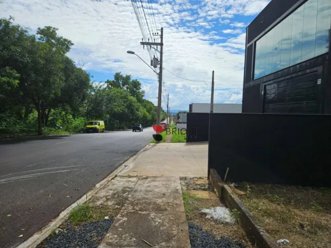 Terreno comercial ou residencial no Jardim Cybeli, Recreio das Acácias, 360m² à venda em R