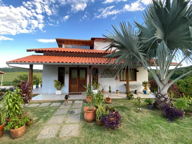 Casa 3 quartos - Belmiro Braga