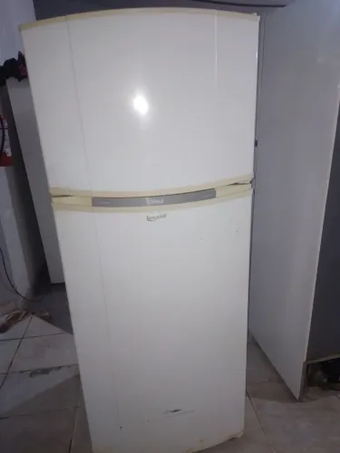 Geladeira dúplex consul frostfree 409 litros funciona normal