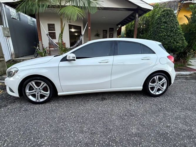 Mercedes-Benz Classe A 200 1.6 TB 16V Urban 156cv Aut. 2015