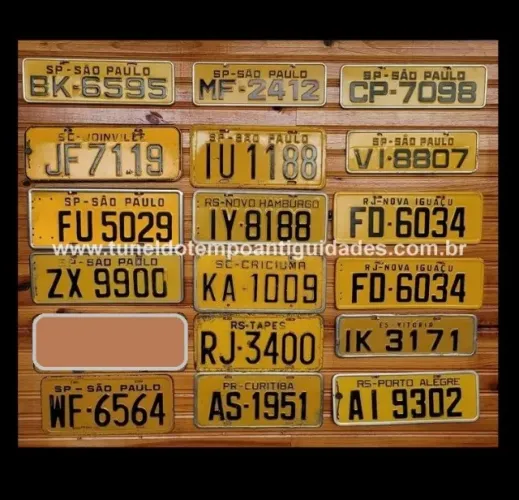 Placas Amarelas Antigas