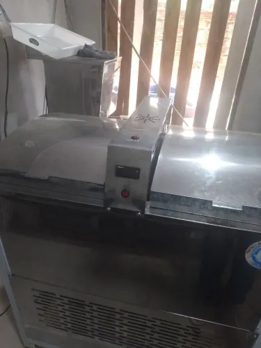 Máquina de produção de picolé e moreninha e gelo sabor 