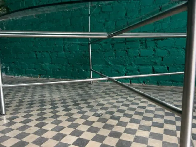 Mesa com Tampo de Vidro