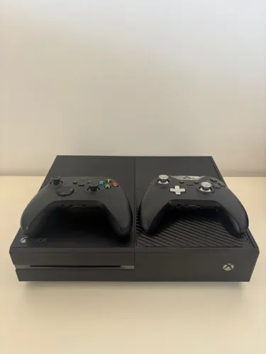 Xbox One elite 1Tb BEM CUIDADO
