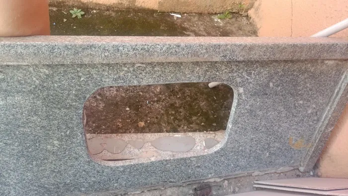 Pia de Mármore sem cuba.