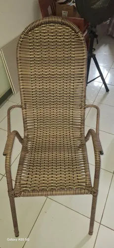 Uma cadeira de descanso novo