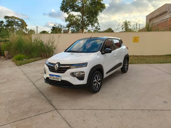 Renault Kwid Intense 1.0 Flex 12V 5P Mec. 2023