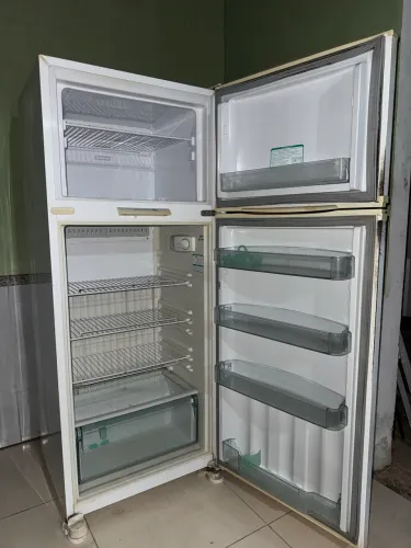 GELADEIRA CONSUL 450 LITROS - FUNCIONANDO PERFEITAMENTE