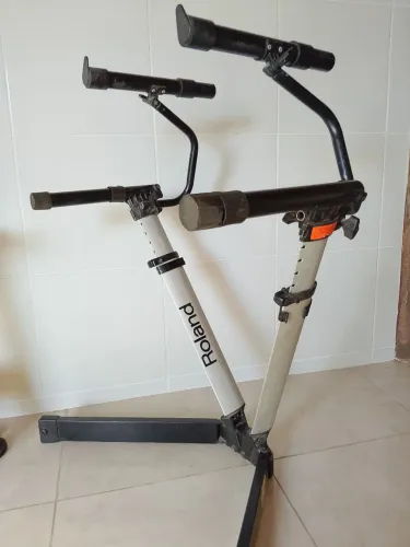 Estnte top da Roland 2 tecladoa