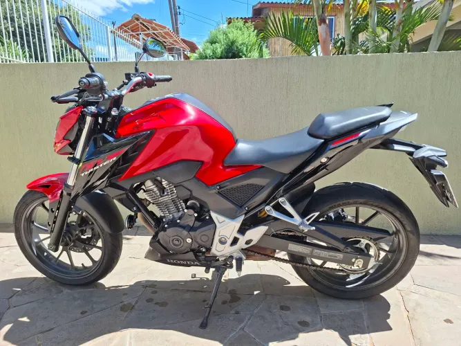 Honda CG Twister 300F - 2023 - NOVA