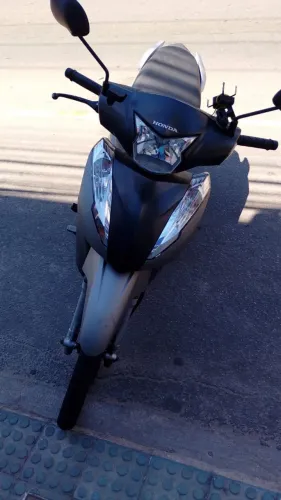 Honda Biz 125 Flex 2024 Prata | Único Dono | 12.834 km
