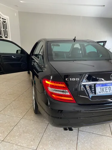 Mercedes-Benz C-180 CGI Classic 1.8 16V 156cv Aut. 2012