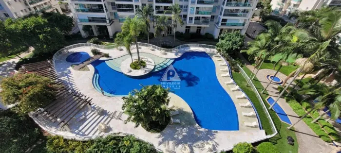 Cobertura duplex, 4 quartos Barra da Tijuca - Condomínio Le Park