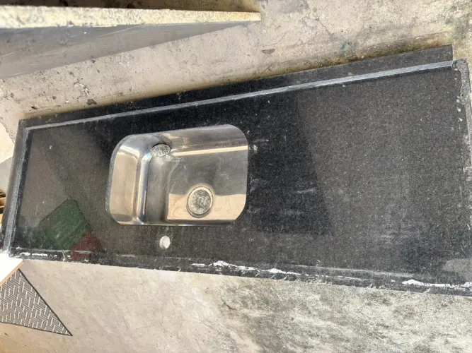 Pedra Preto São Gabriel medida nas imagens