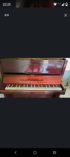 Piano alemão .