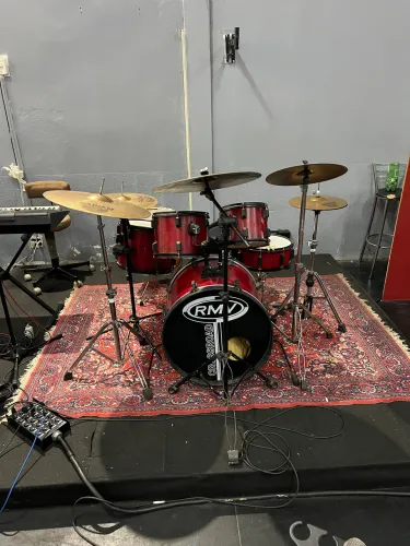 Bateria instrumento musical
