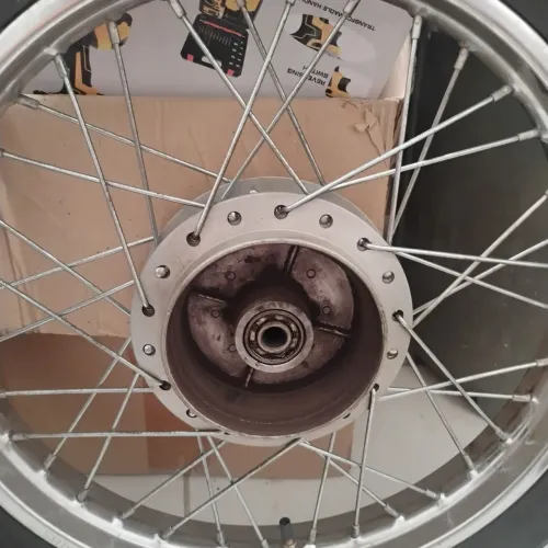 Roda traseira raiada 150/160 