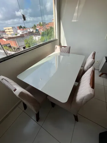 Mesa em laca