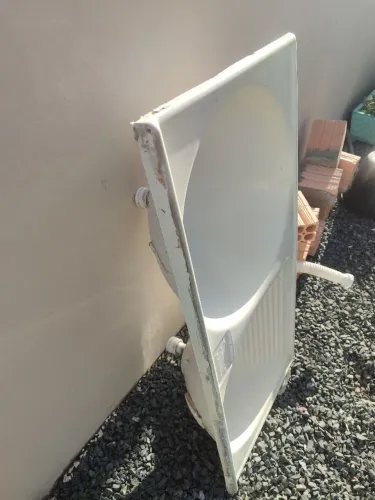 Vendo essa pia para área de serviço.