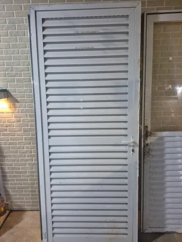 Porta de Aluminio 90cmx2m