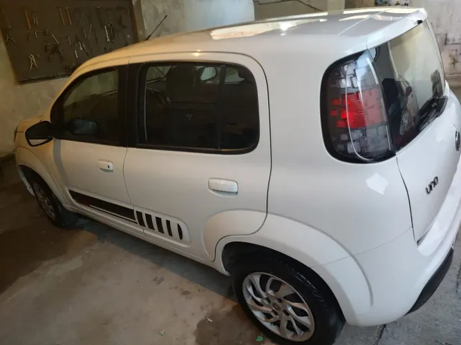 Fiat Uno Drive 1.0 Flex 6V 5P 2018