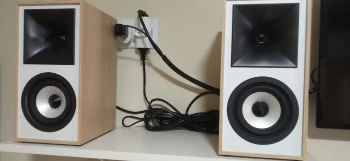 Caixas Bookshelf Ayiama S4000