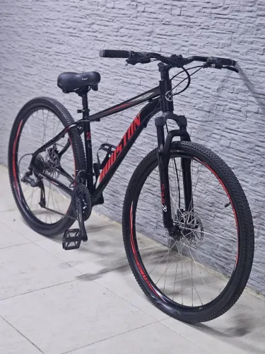 Duas bicicleta aro 29