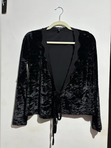 Casaquinho preto