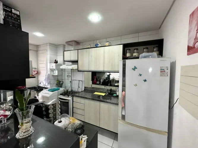 COND. LIFE PONTA NEGRA., COM 2 QTOS SENDO 1 SUÍTE, 12ª ANDAR ARMÁRIOS E SPLIT, 1 VAGA