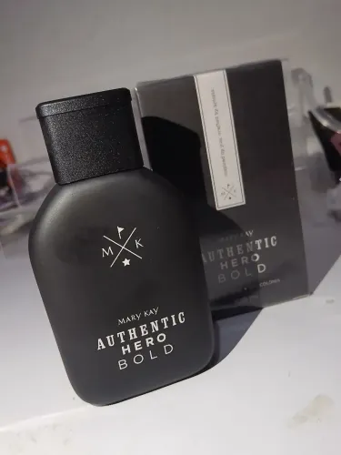 Perfume Masculino Authentic Hero Bold