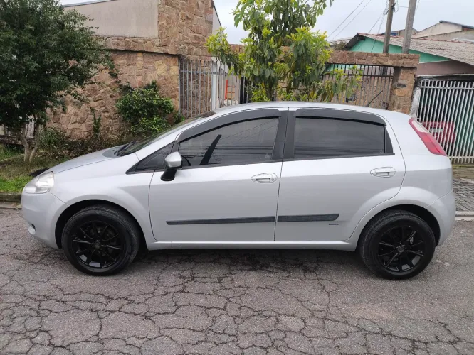 Fiat Punto Attractive 1.4 Fire Flex 8V 5P 2012
