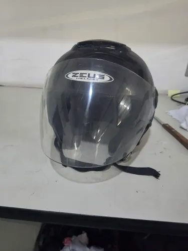 Capacete zeus 